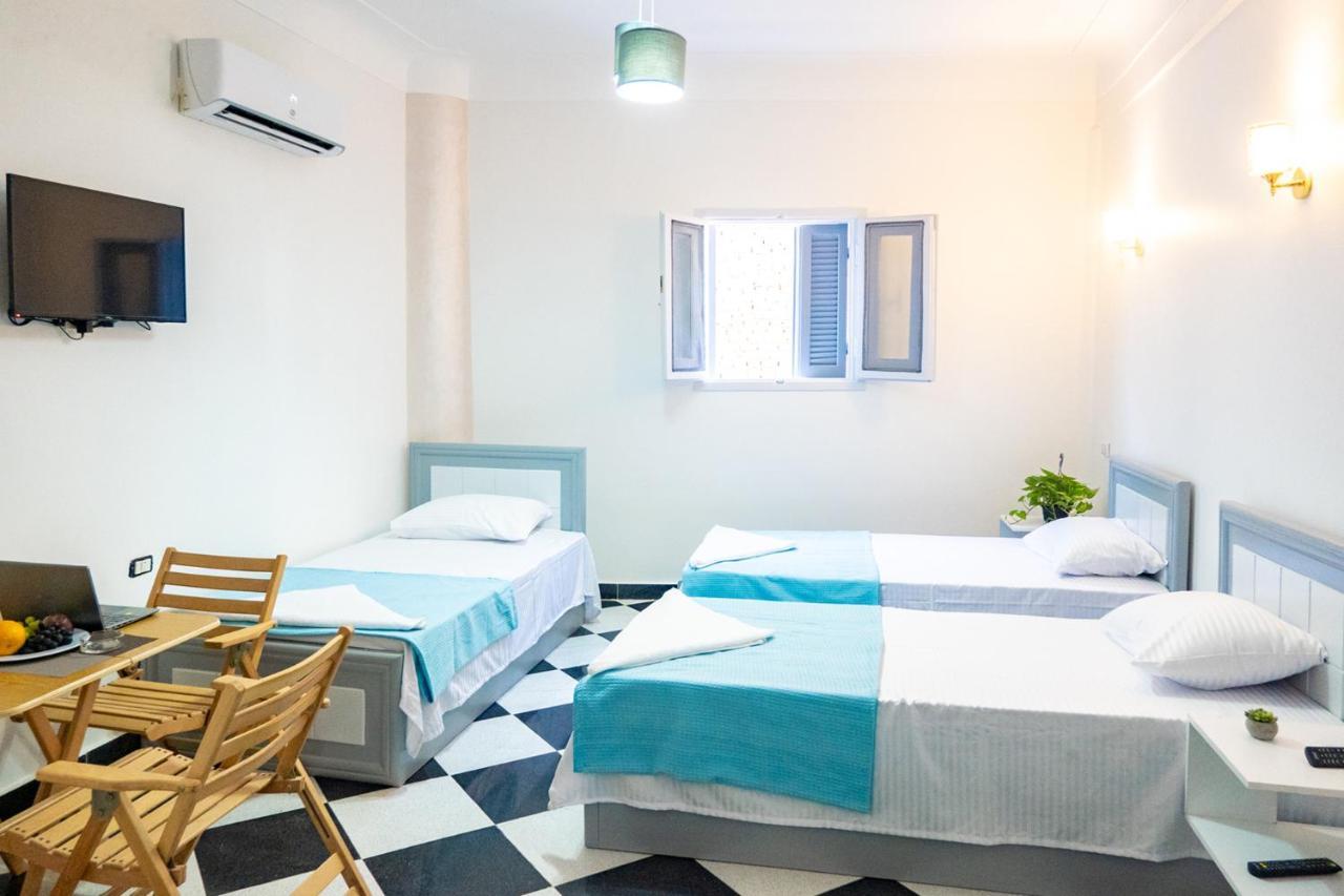 White Flat Studios Dahab Bagian luar foto